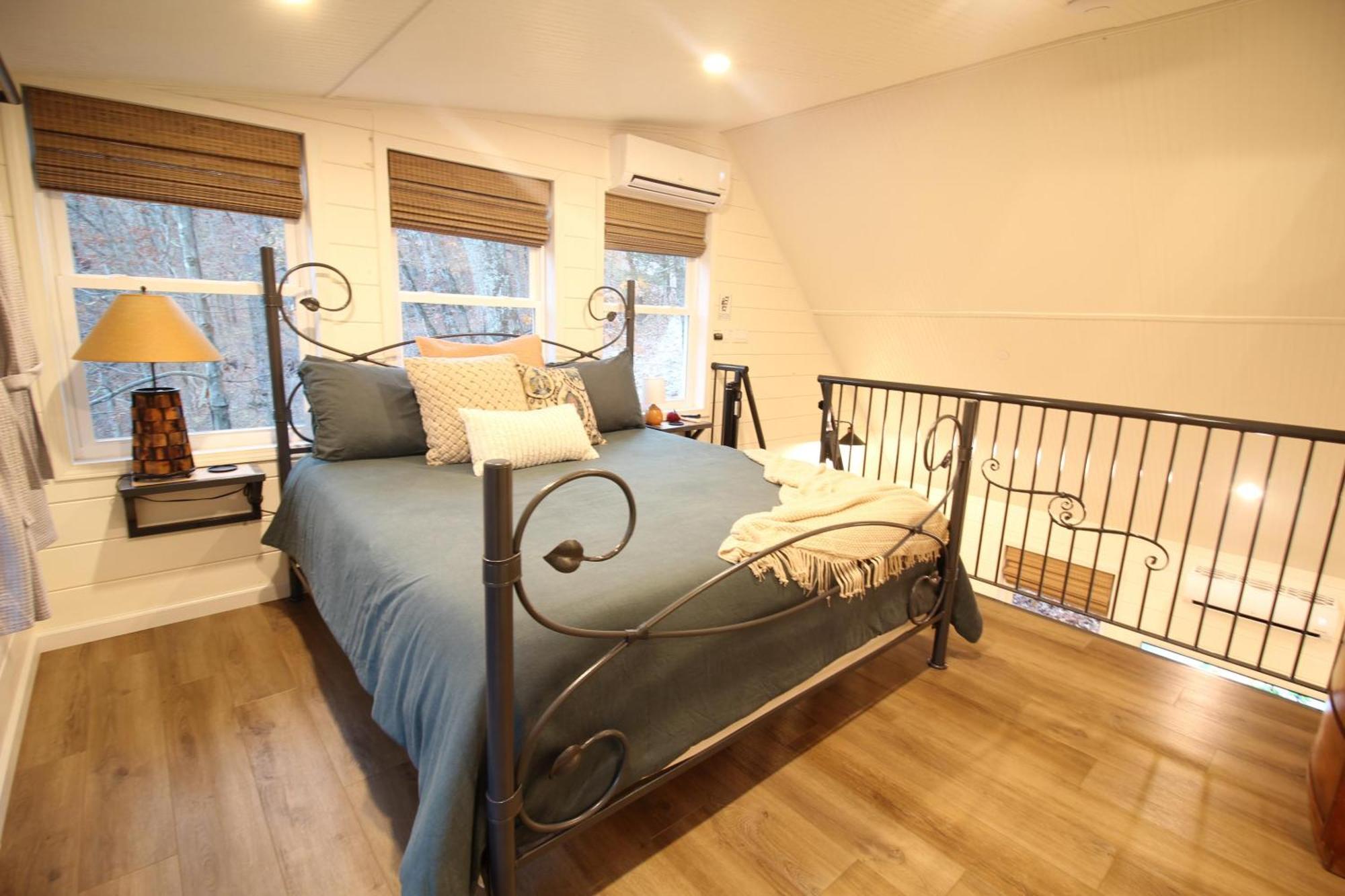 Secluded Treehouse In The Woods - Tree Hugger Hideaway Villa Branson Kültér fotó