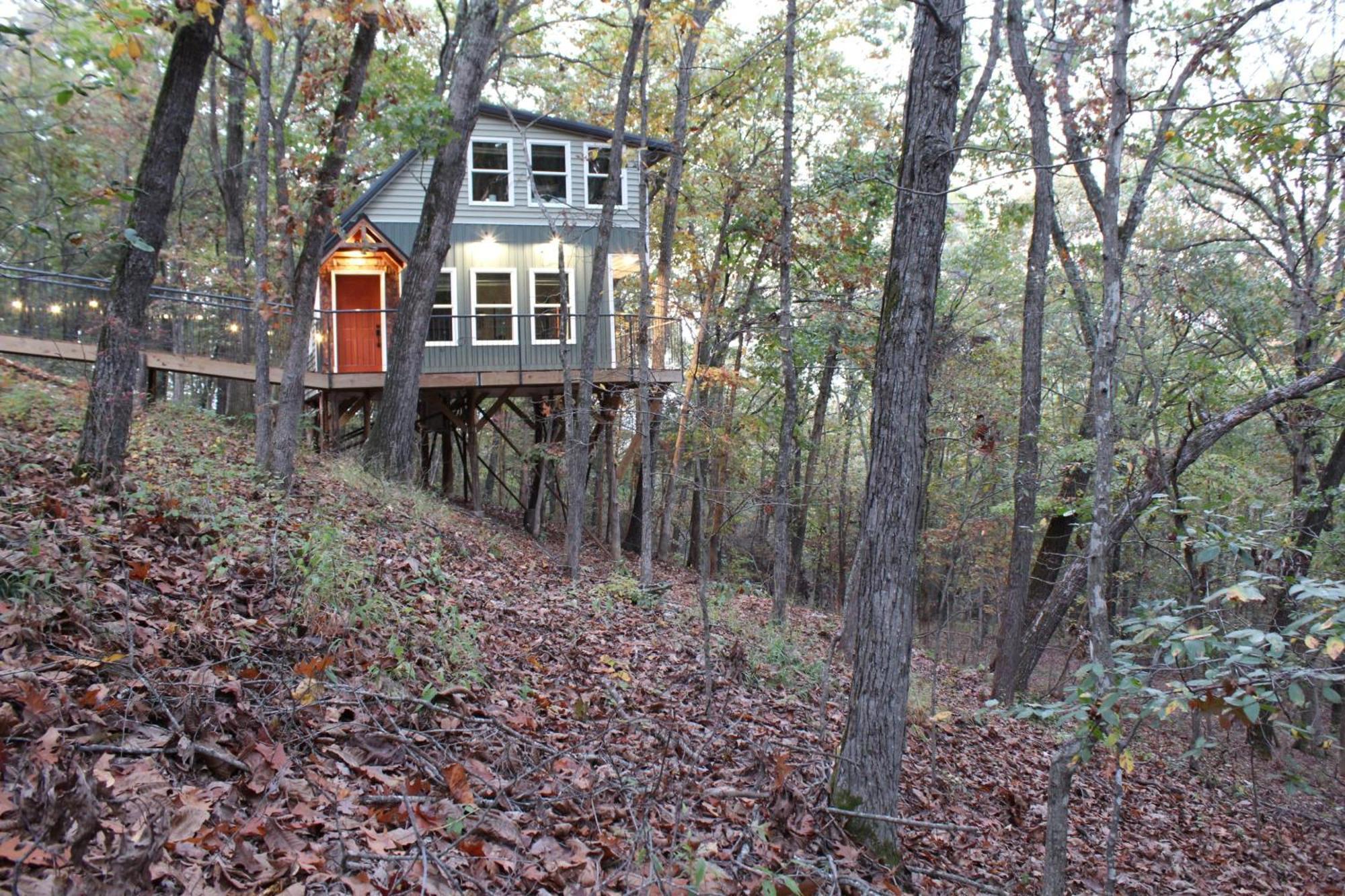 Secluded Treehouse In The Woods - Tree Hugger Hideaway Villa Branson Kültér fotó